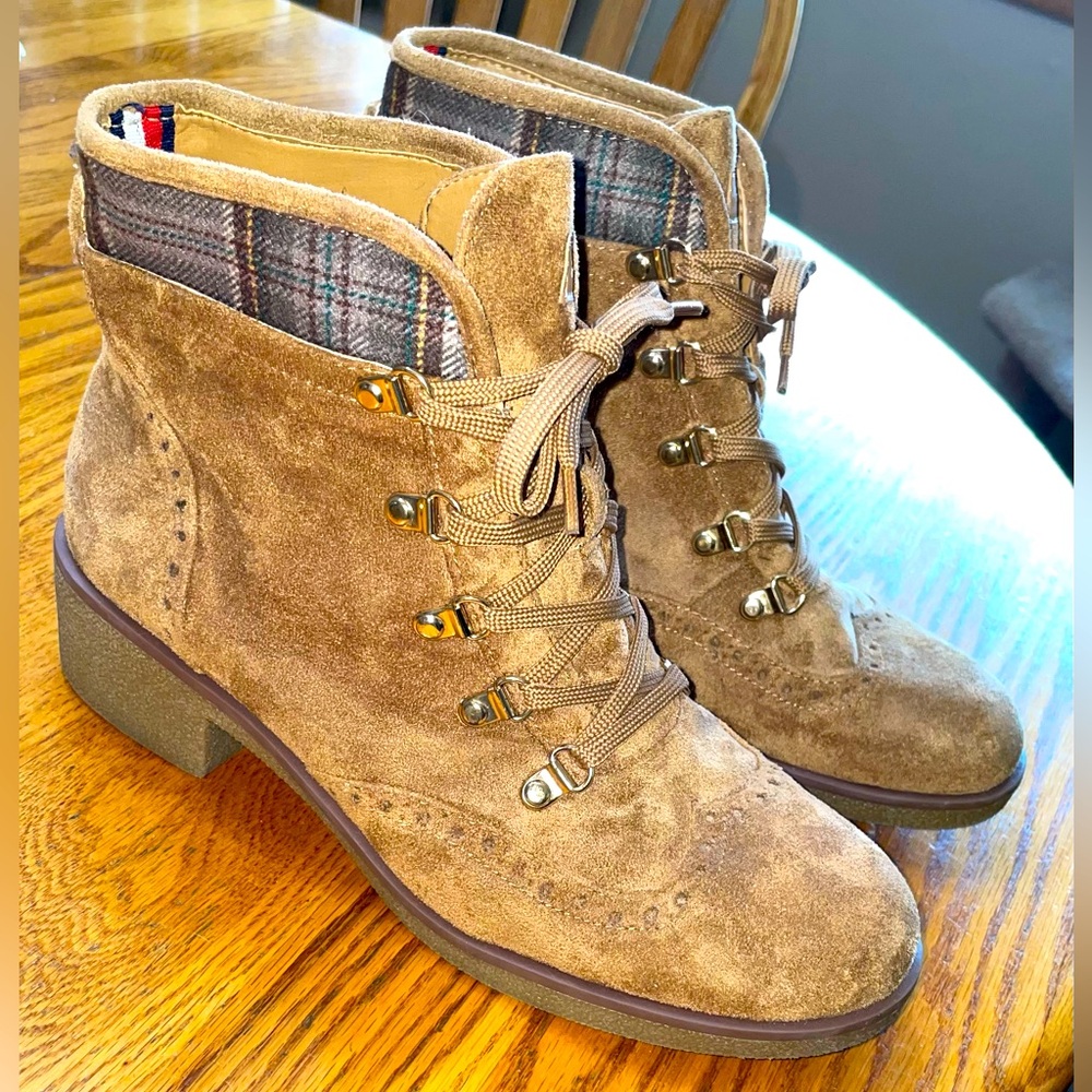 Tommy Hilfiger twyazi tan faux suede lace up boots